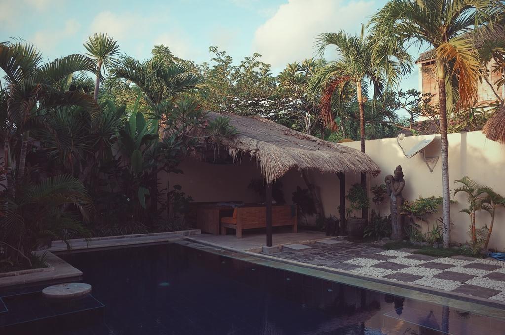 Berawa Beach Surfstay Canggu Exterior foto