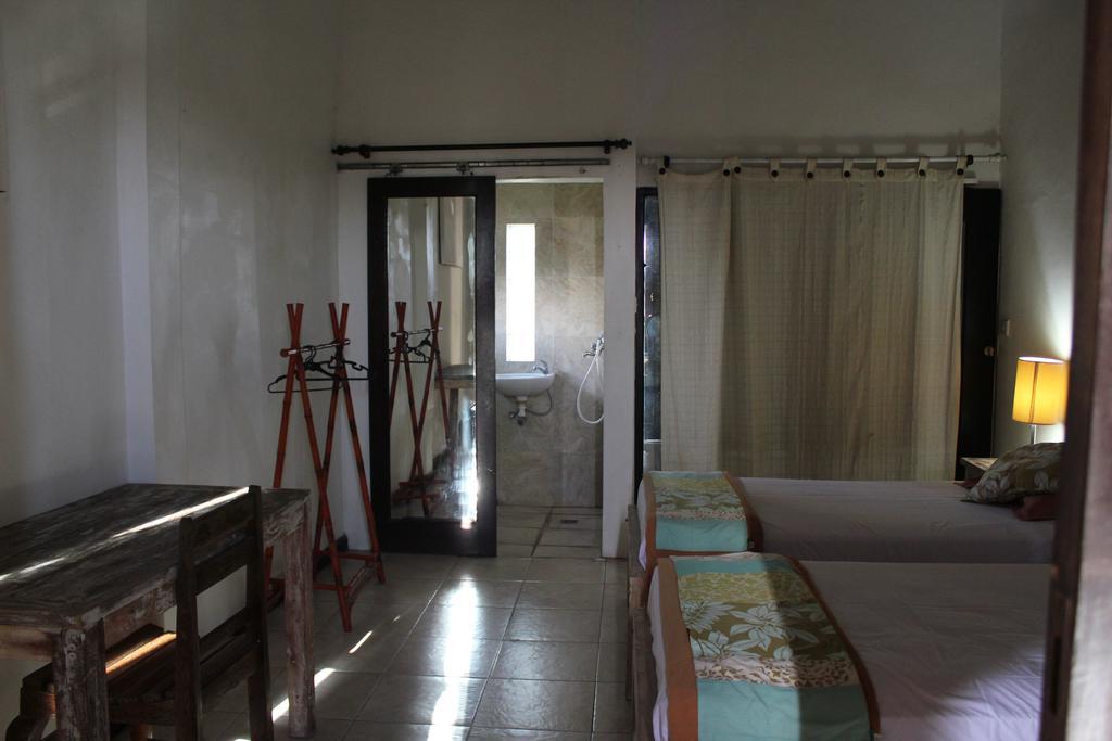 Berawa Beach Surfstay Canggu Exterior foto